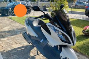 kymco downtown 200i  2011