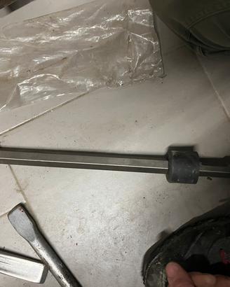 Scalpello punta e spatola