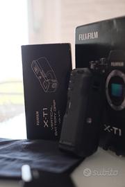 FUJI VBG XT1 FUJIFILM ORIGINALE