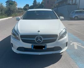 Mercedes Benz classe A180d Sport Bianca