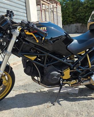 ducati monster 750