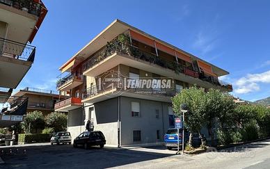 BILOCALE CON TAVERNA