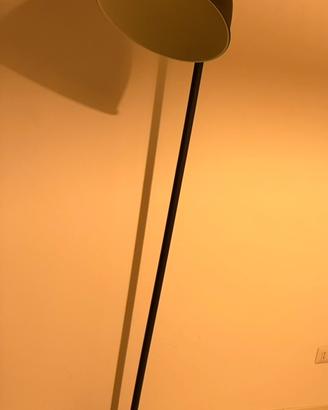 Piantana Ikea Hectar