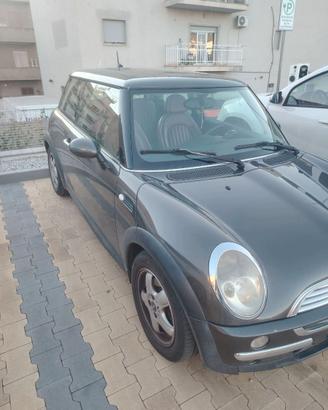 MINI Cooper One D 1.4 Park Lane (R50) – limited ed