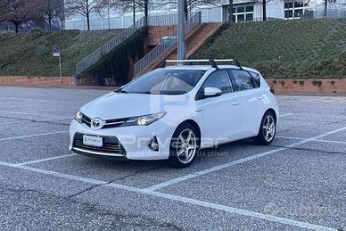 TOYOTA Auris 1.8 Hybrid Lounge