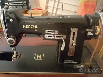 Macchina da cucire Necchi serie nova