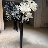 Vaso con fiori in cautchu