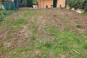 Terreno di 120 m² a Petriano
