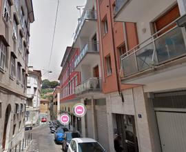 Stanza singola in Via Cereria a Trieste