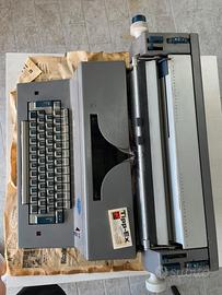 Macchina da scrivere olivetti tekne 3