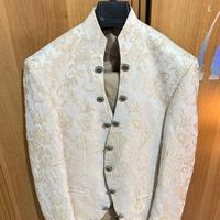 Vestito elegante uomo