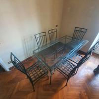 Tavolo in vetro + sedie in ferro