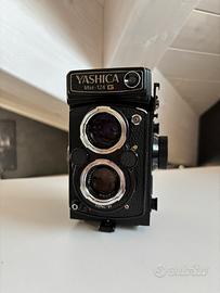 Yashica Mat 124 G