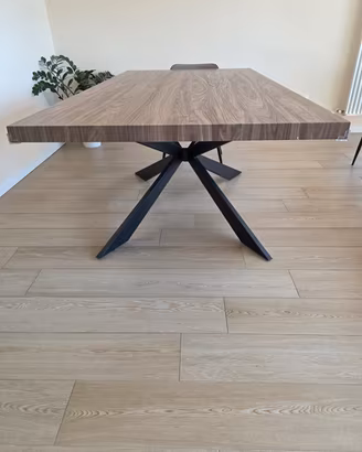 tavolo salone deghi 50€