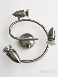 Lampadario moderno a 3 faretti orientabili