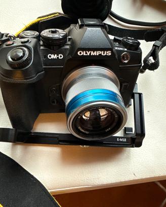 Olimpus om-d. E-m1-ll