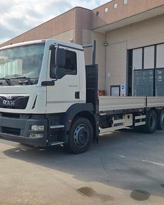Man TGM 26.340 6x2 - 2014 Pianale con rampe