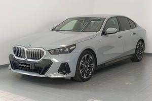 BMW Serie 5 G/60-61-90-99 - 520d 48V xdrive MSport