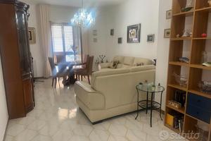 TARANTO - via Emilia 3 vani e accessori