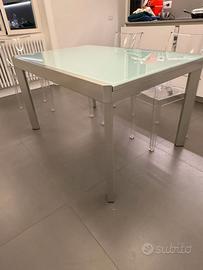 tavolo moderno metallo e vetro design calligaris