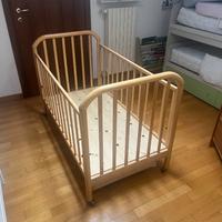 Lettino con spondine “vintage”