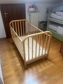 Lettino con spondine “vintage”