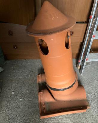 Comignolo in terracotta Cm. 25 di diametro