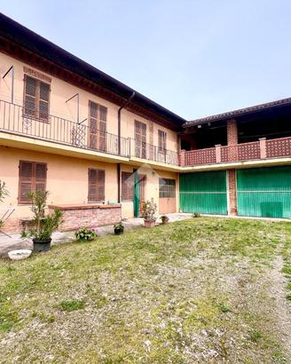 CASA SEMINDIPENDENTE A CINAGLIO
