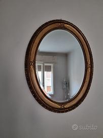 Specchio  lampada e mobile ( non è antiquariato)