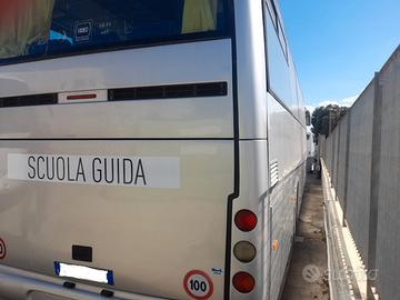 Autobus scuola guida