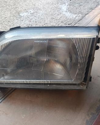 fanali anteriori per Ford transit del 1992 