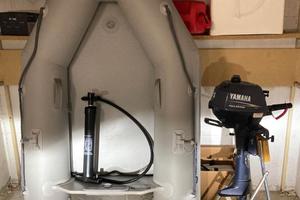 tender Orange marine + Yamaha 2.5 cv ripiegabile