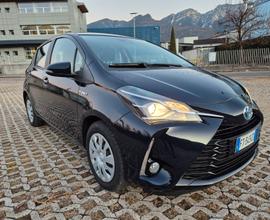 Toyota Yaris 1.5 Hybrid 5 porte CAMBIO AUTOMATICO