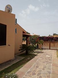 Solanas - ampia villetta indipendente