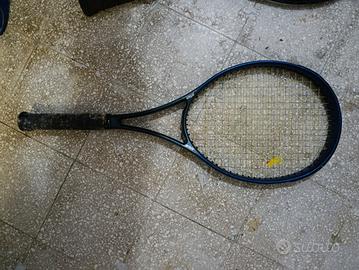 racchetta da tennis 