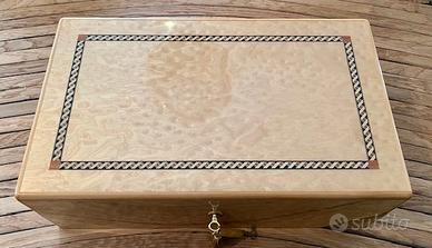 HUMIDOR PER SIGARI