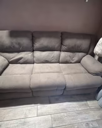 Divano tre posti