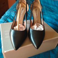 scarpe nere con tacco,pelle morbida 