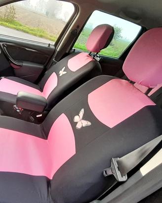 Coprisedili Dacia Duster