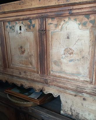 vecchia cassapanca  tirolese