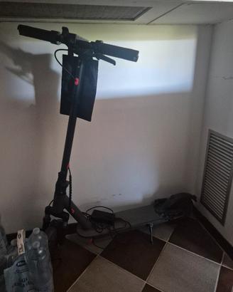 Monopattino AVOPRO 350W