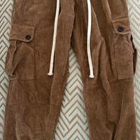 Pantaloni cargo in velluto a coste marrone