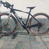 Bianchi Bici Gravel Elettrica