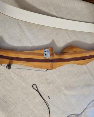 Arco Olympe 28" 64 lbs in legno da incollare 