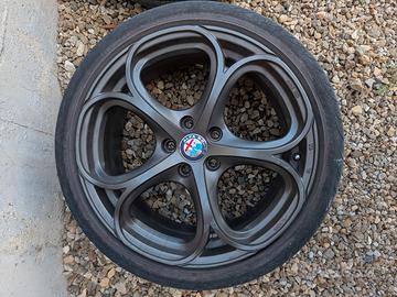 cerchi 18 Oz  alfa romeo Giulia Giulietta stelvio
