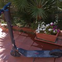 Monopattino Elettrico Segway E22E