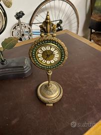 Orologio carica manuale