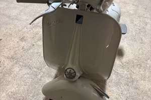 Piaggio vespa struzzo vl3 cilindrata 150