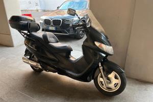 Suzuki Burgman 400