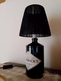 lampada Hendricks Gin